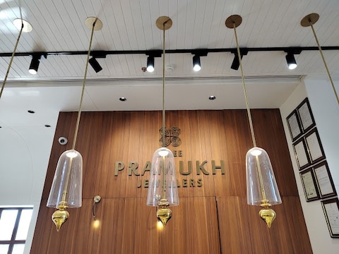 Shree Pramukh Jewellers